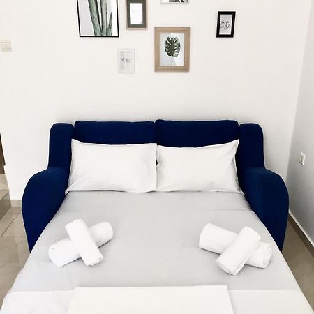 Minimal Apartment Center Kavala Bagian luar foto