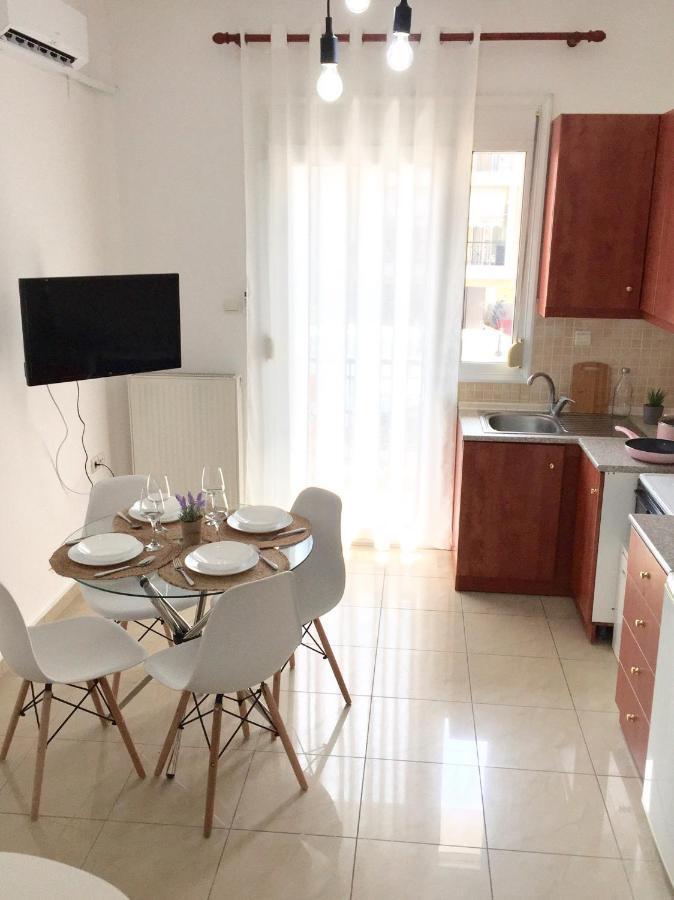 Minimal Apartment Center Kavala Bagian luar foto
